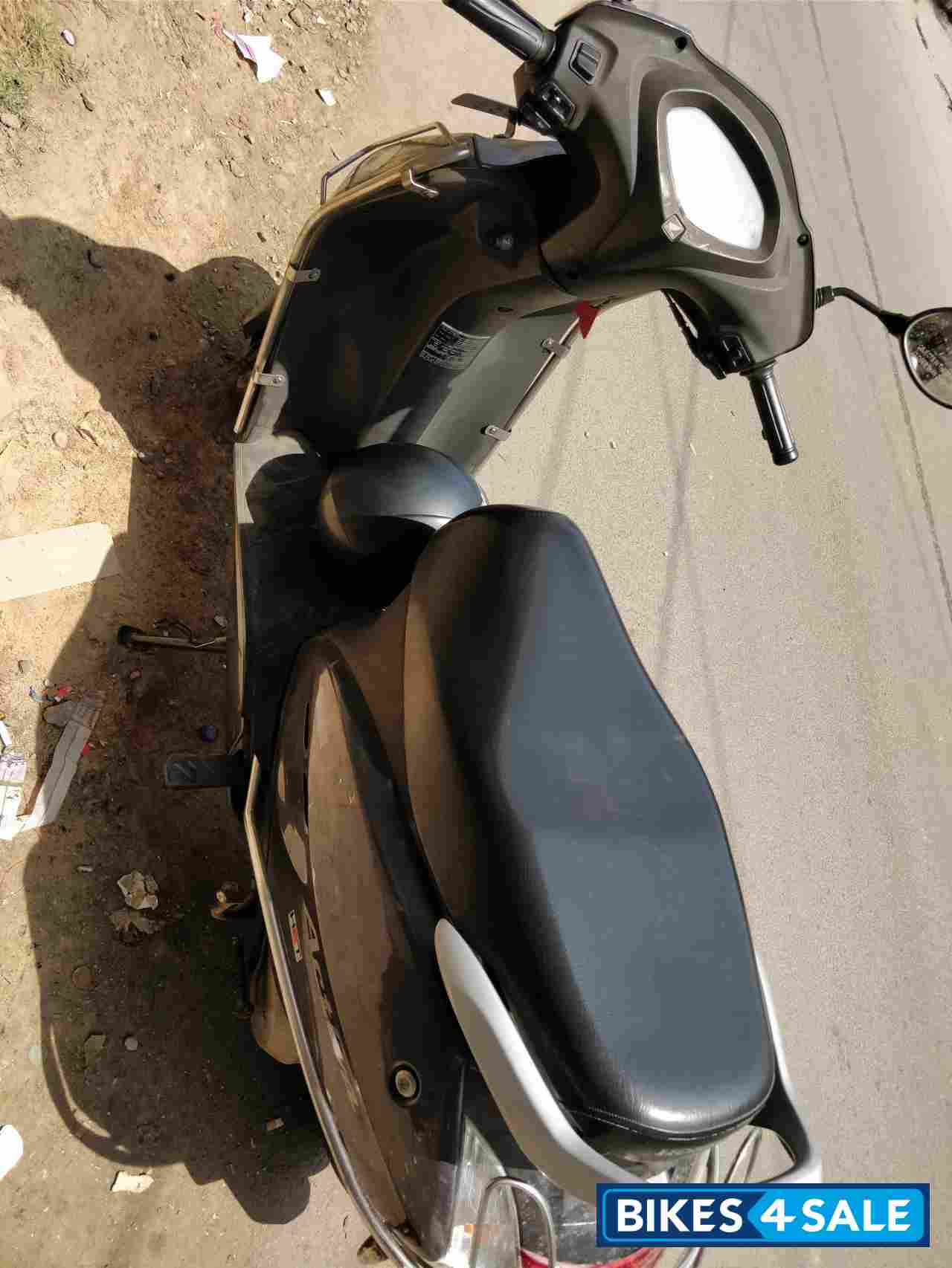 Grey Honda Activa