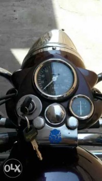 Wine Red Royal Enfield Bullet Standard 350