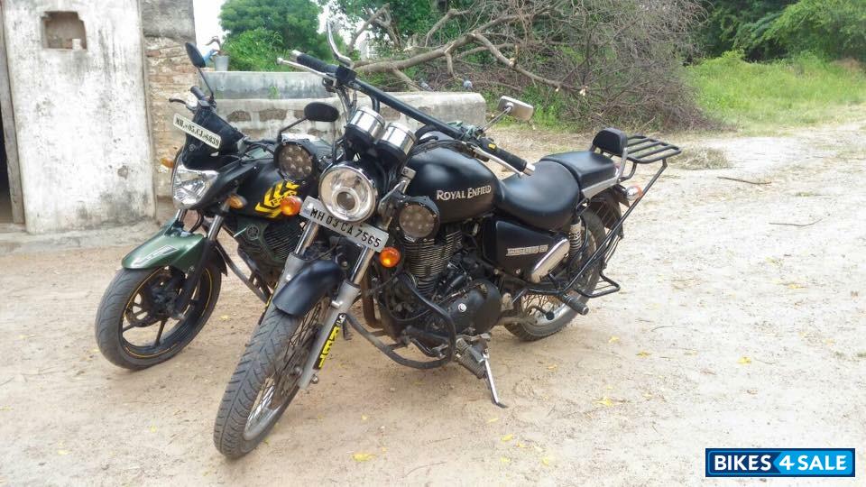 Mate Black Royal Enfield Thunderbird 500