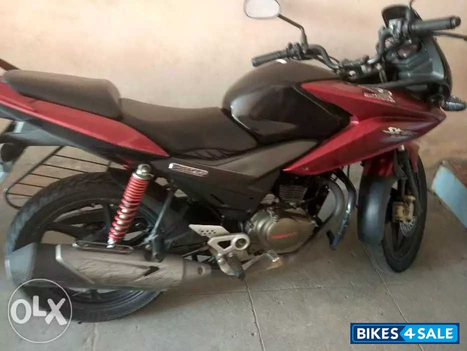 Red Honda CBF Stunner PGM-Fi