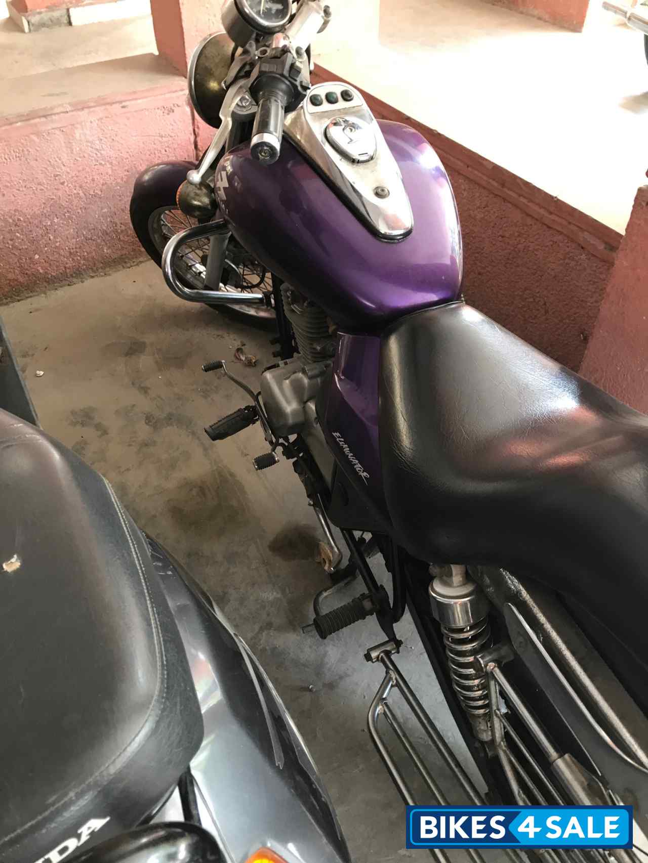 Purple Bajaj Eliminator