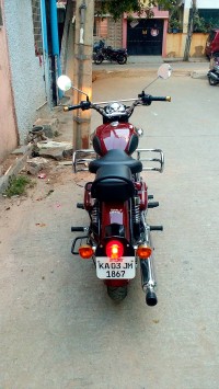 Chestnut Royal Enfield Classic 350