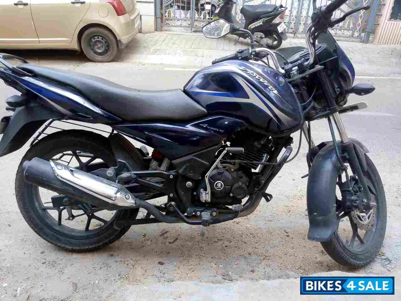 Dark Blue Bajaj Discover 150 S