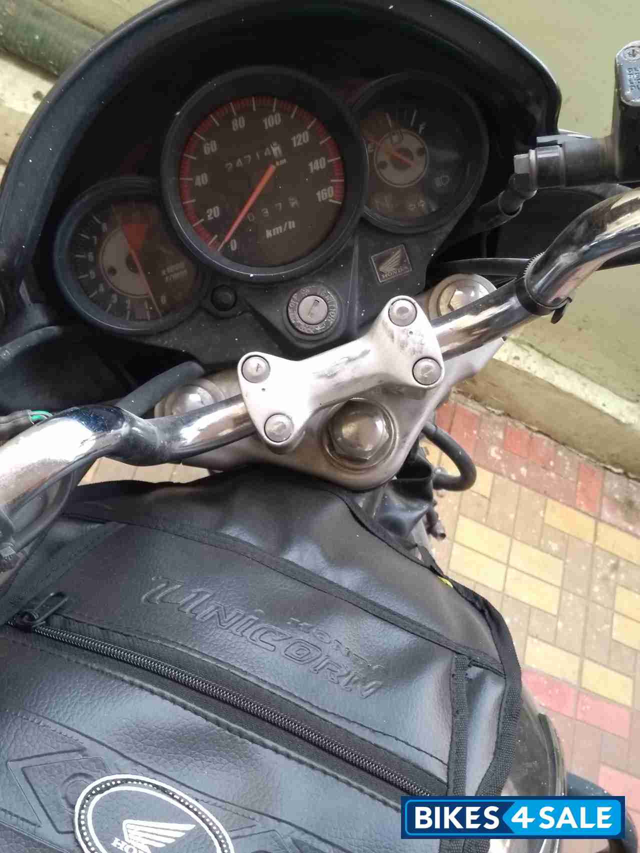 Black Honda CB Unicorn