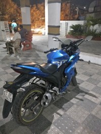 Met. Trinton Blue Suzuki Gixxer SF
