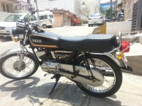Black Yamaha RX 135