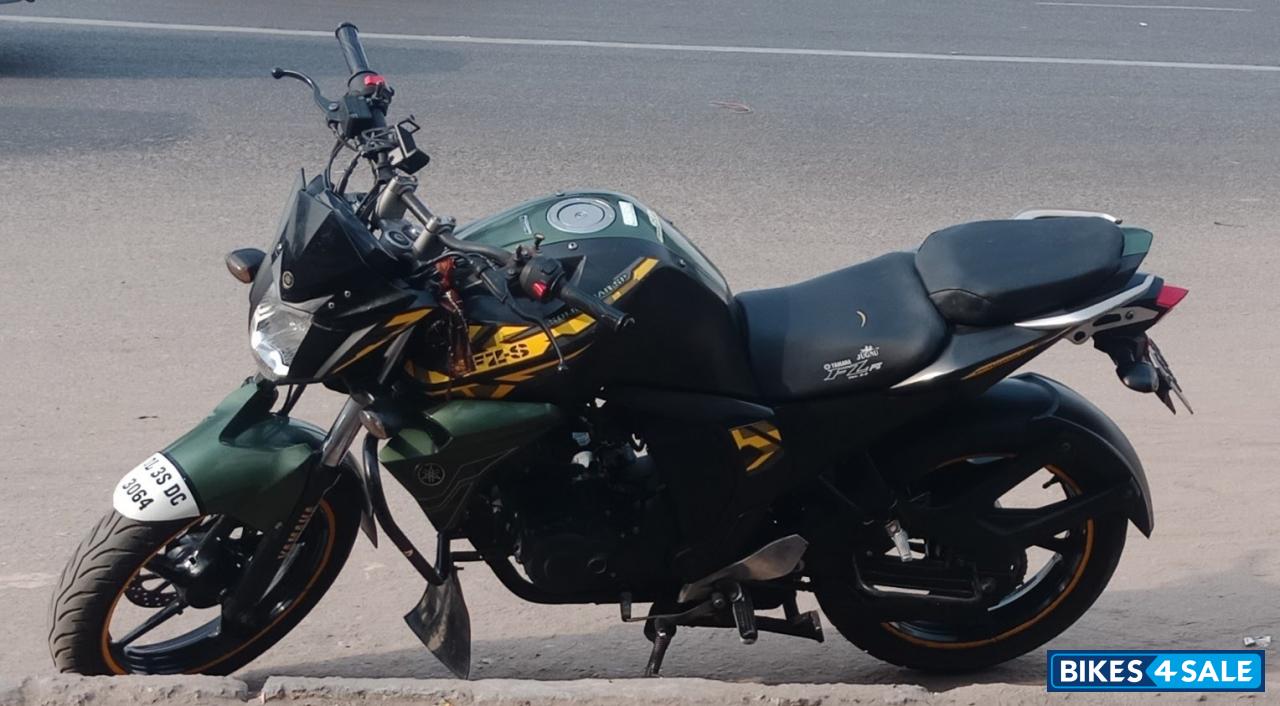 Yamaha FZ-S FI V2