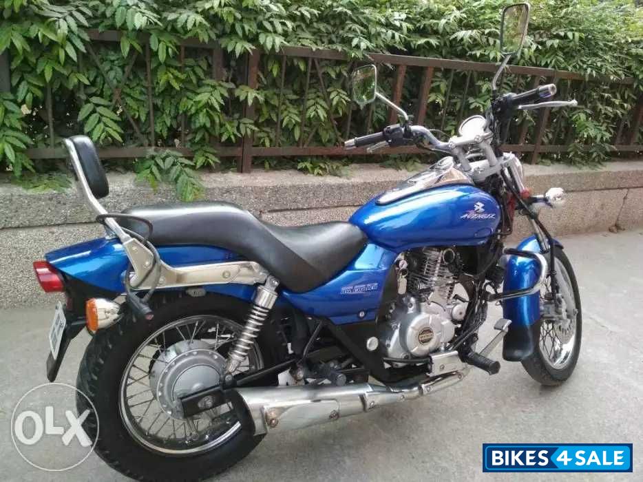 Bajaj Avenger 220 DTS-i