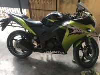 Honda CBR 150R 2013 Model