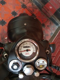 Black Royal Enfield Classic Stealth Black