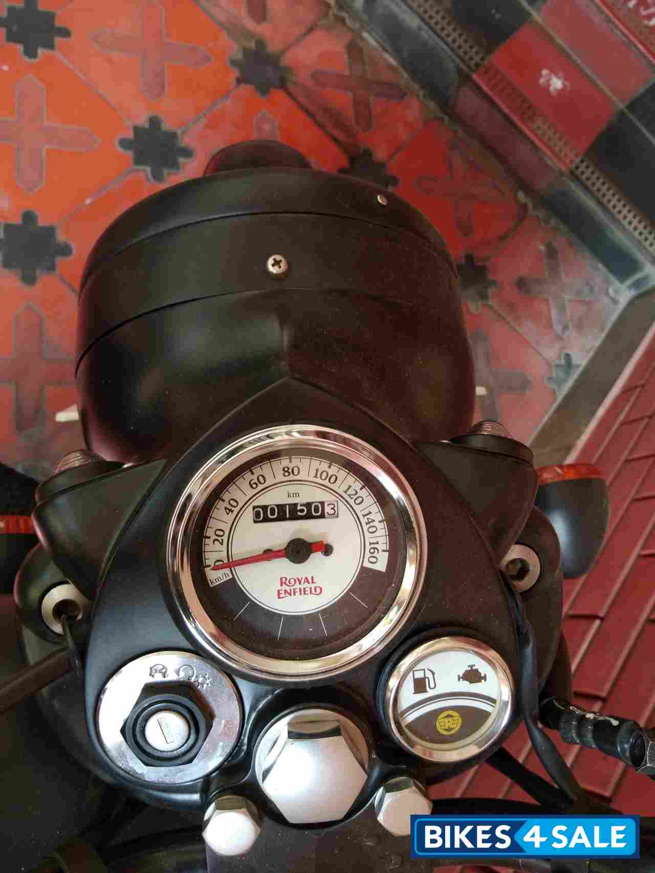 Black Royal Enfield Classic Stealth Black