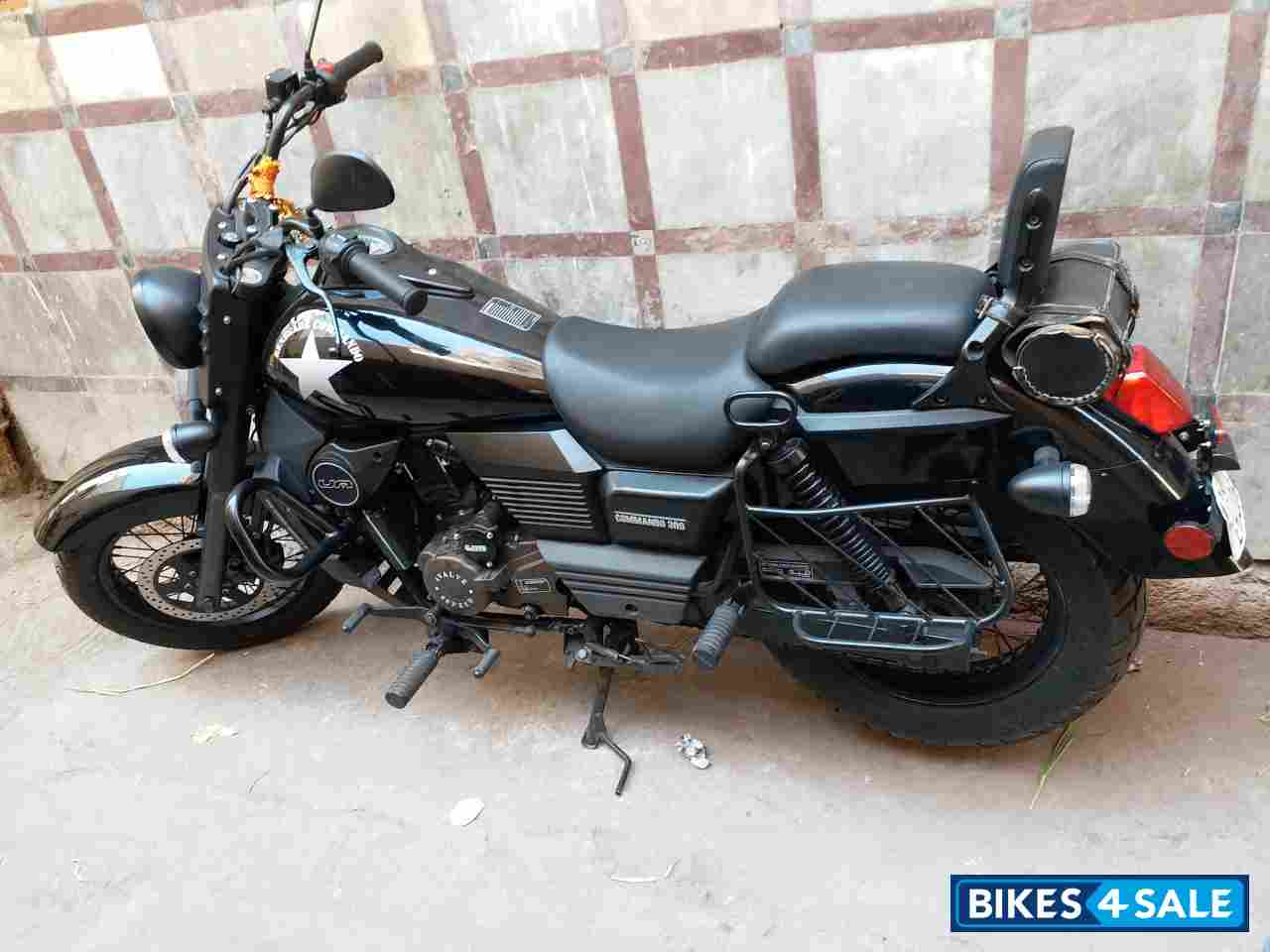 Black UM Renegade Commando