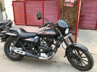 Bajaj Avenger Street 220