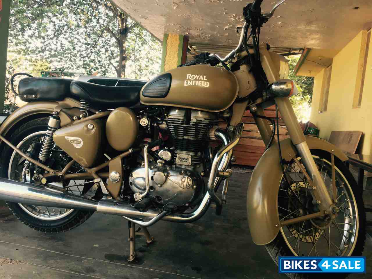 Royal Enfield Classic Desert Storm