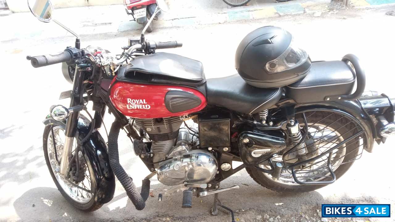 Royal Enfield Classic 350 Redditch Red