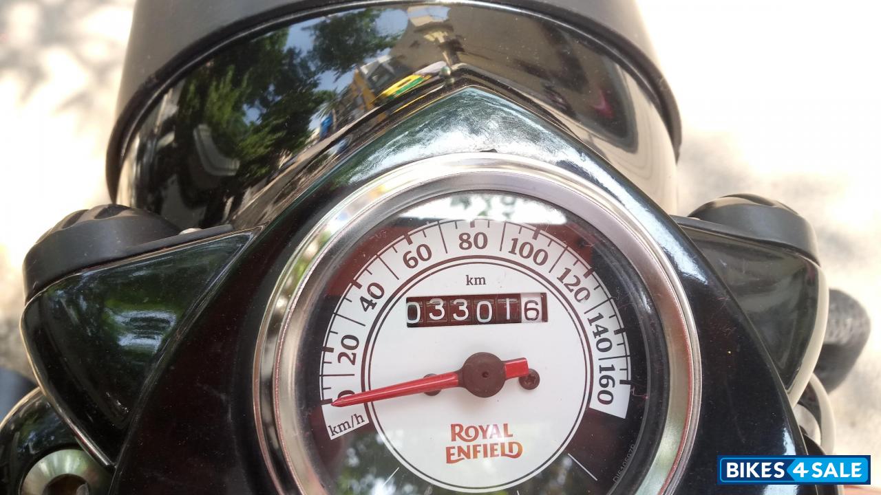 Royal Enfield Classic 350 Redditch Red