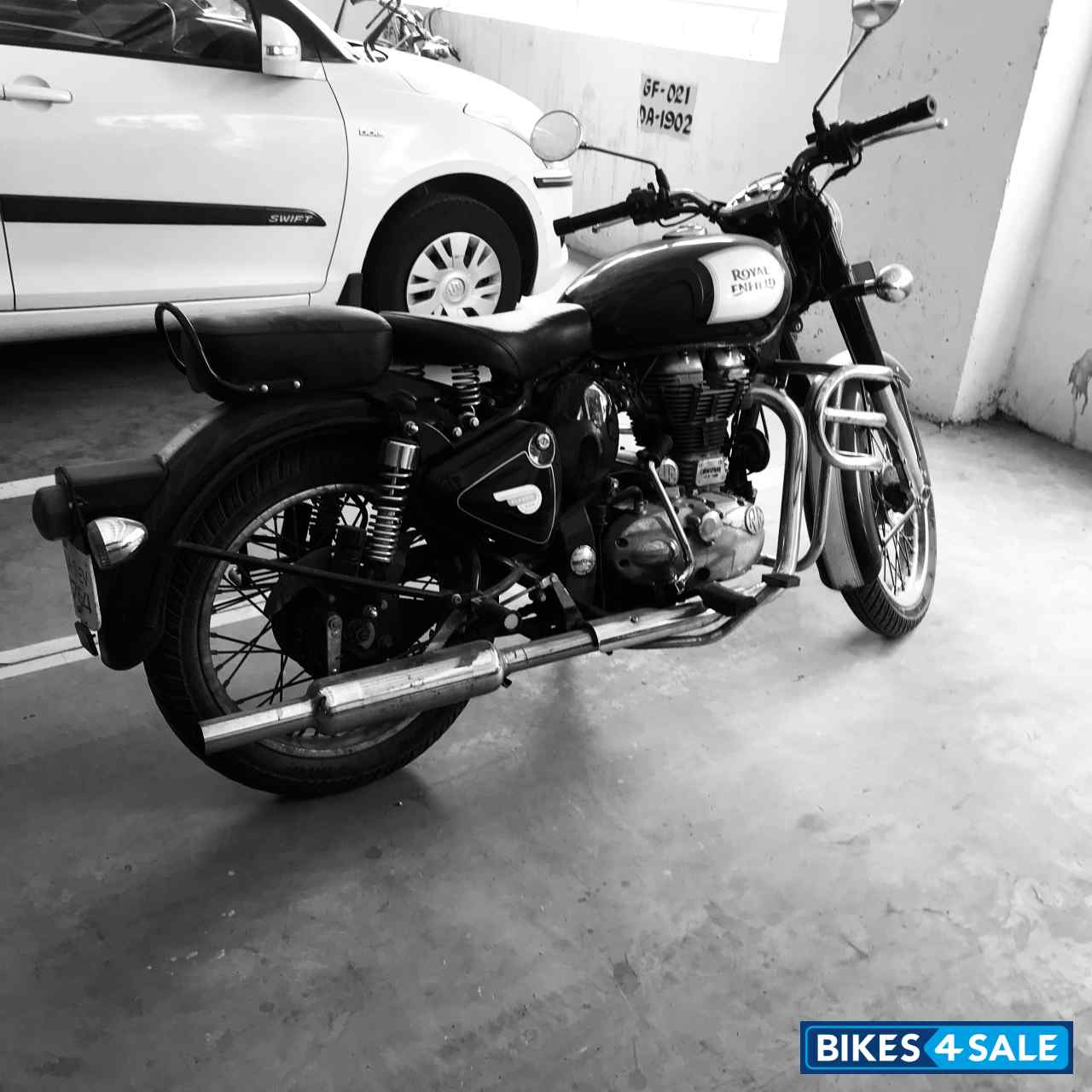 Royal Enfield Classic 500