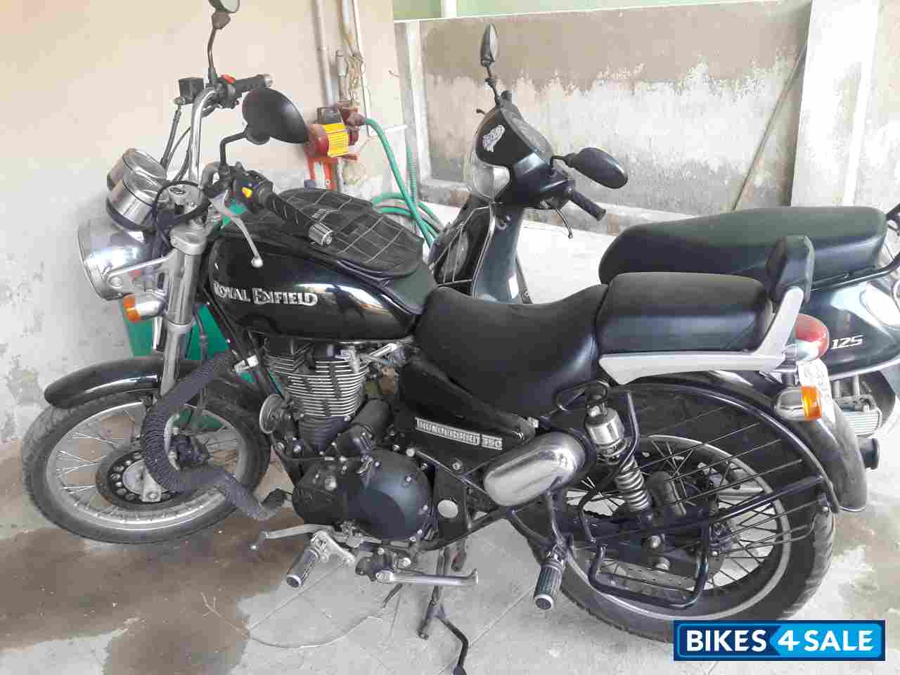 Royal Enfield Thunderbird 350