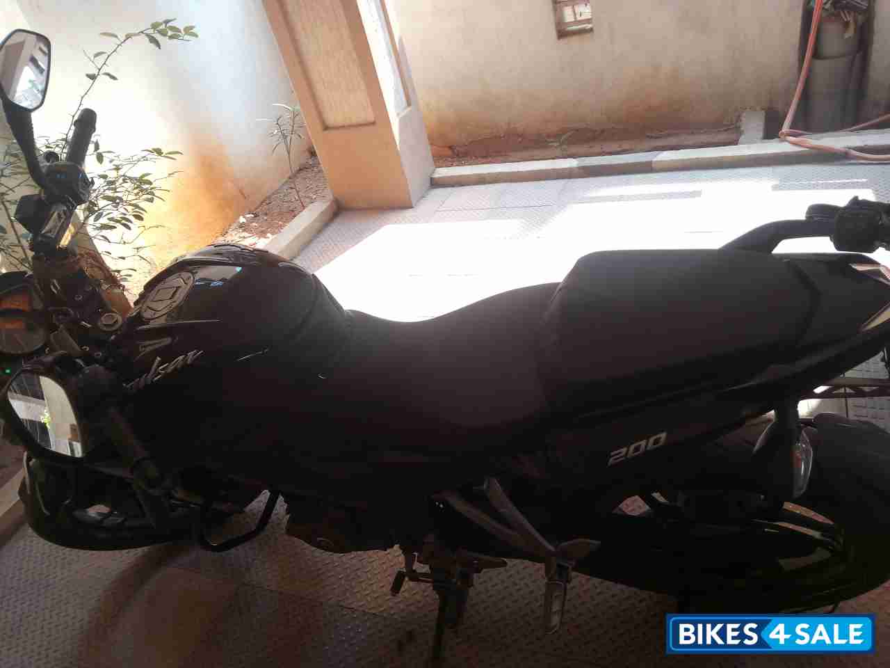 Bajaj Pulsar 200 NS