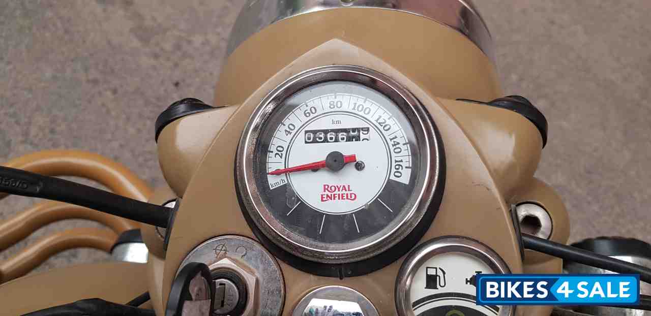 Royal Enfield Classic Desert Storm