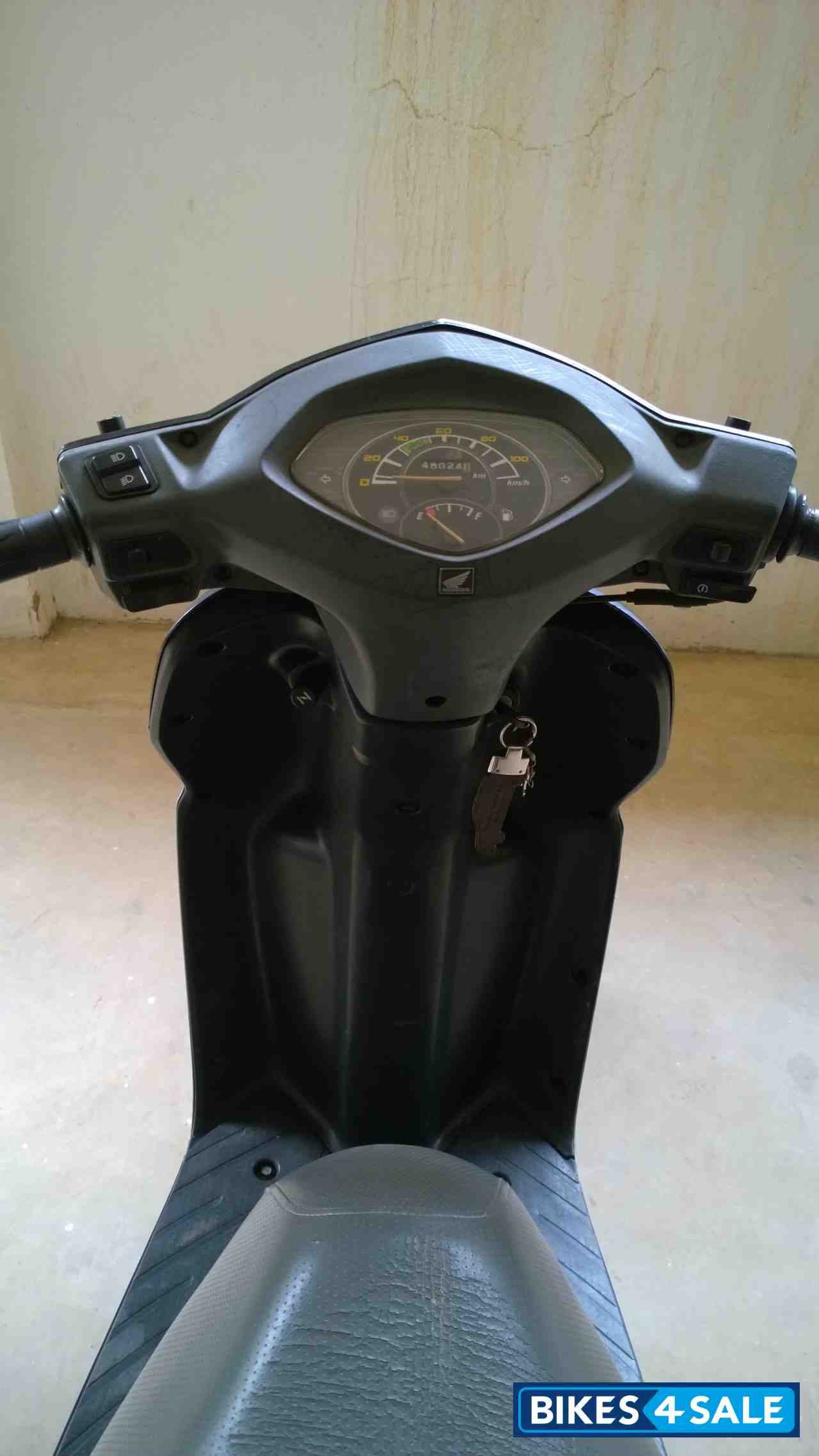 Black Honda Dio