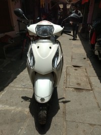 White Honda Activa i