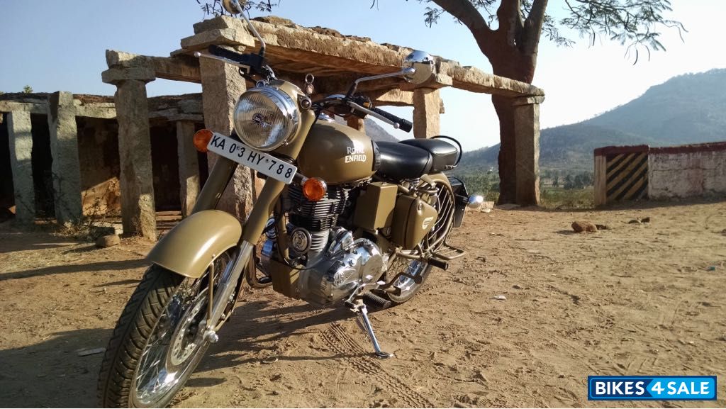 Royal Enfield Classic Desert Storm