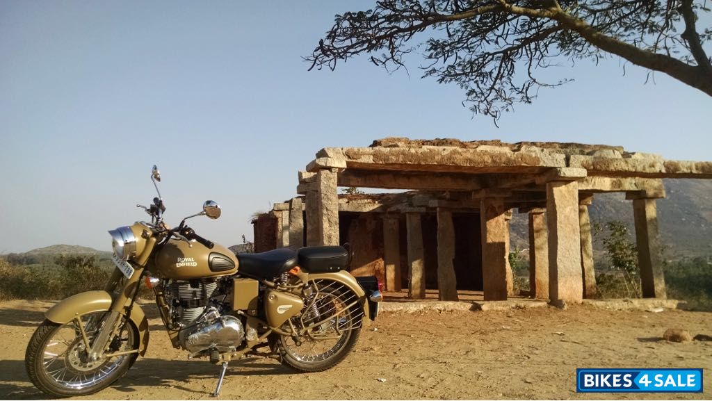 Royal Enfield Classic Desert Storm Royal Enfield Classic Desert Storm