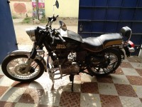 Black Royal Enfield Bullet Electra 5S
