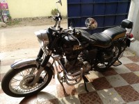 Black Royal Enfield Bullet Electra 5S