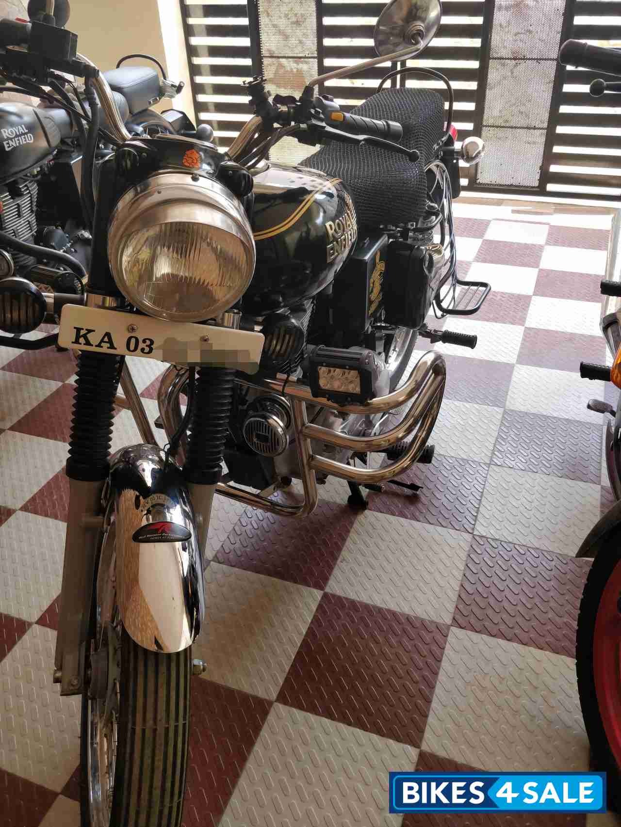 Black Royal Enfield Bullet Electra