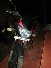 Black With Red Hero Glamour 125