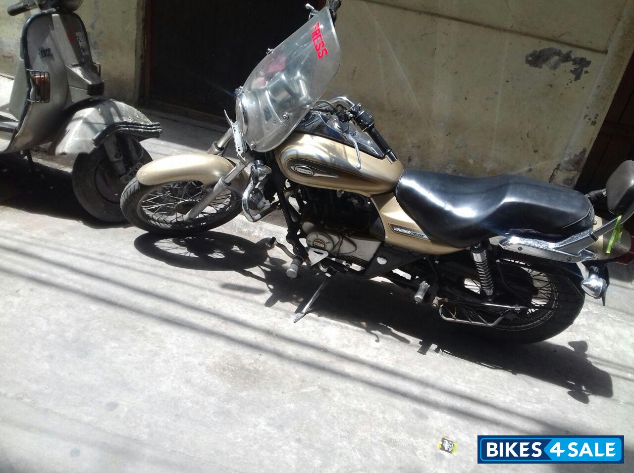 Bajaj Avenger Cruise 220