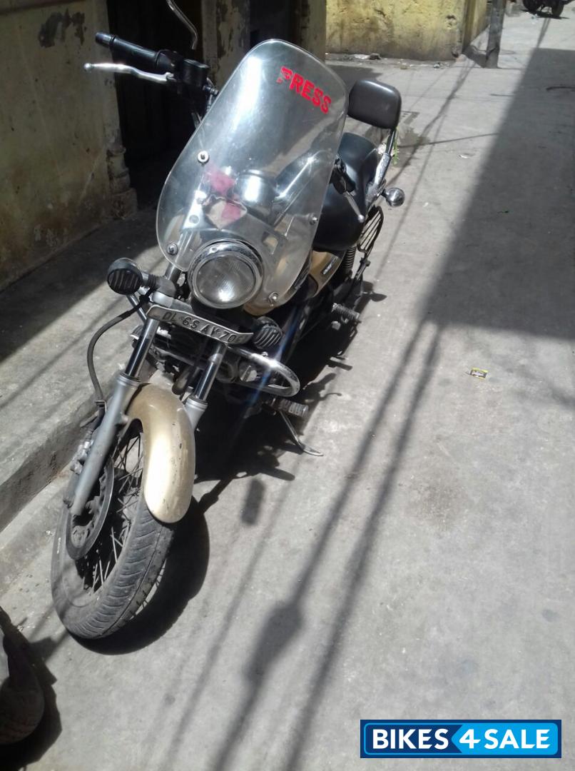 Bajaj Avenger Cruise 220