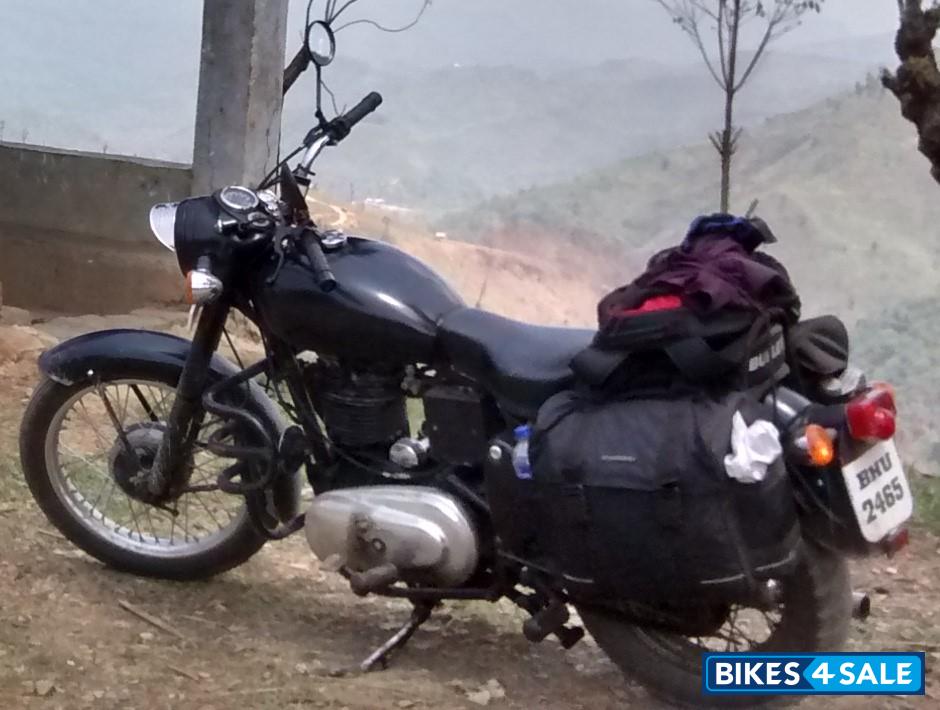 Black Royal Enfield Bullet Standard 350 Black Royal Enfield Bullet Standard 350
