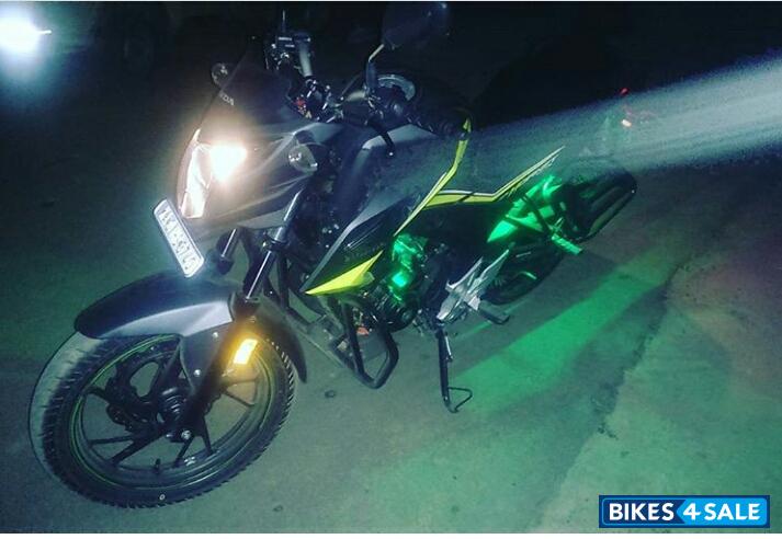 Honda CB Hornet 160R ABS