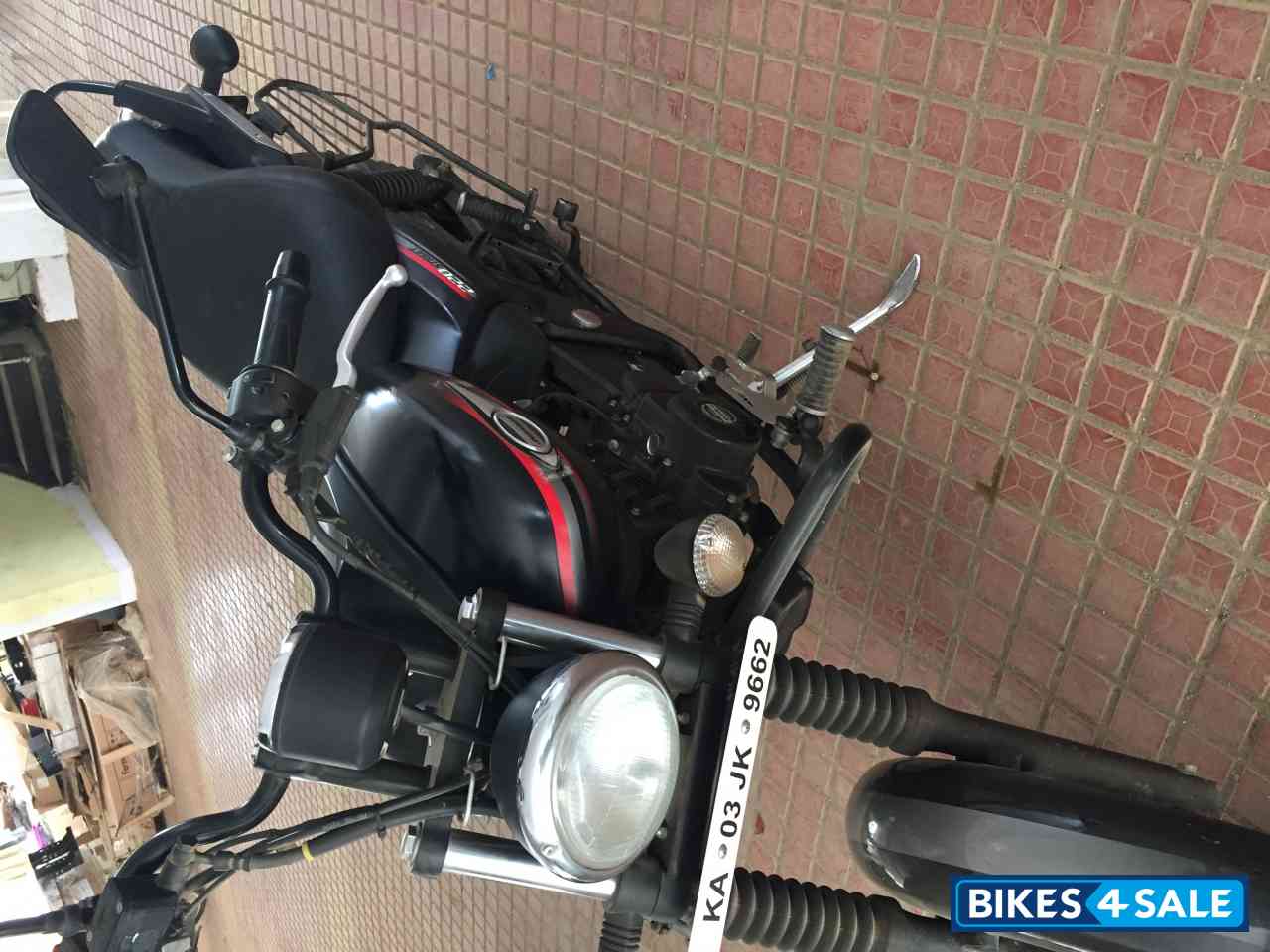 Black/red Bajaj Avenger