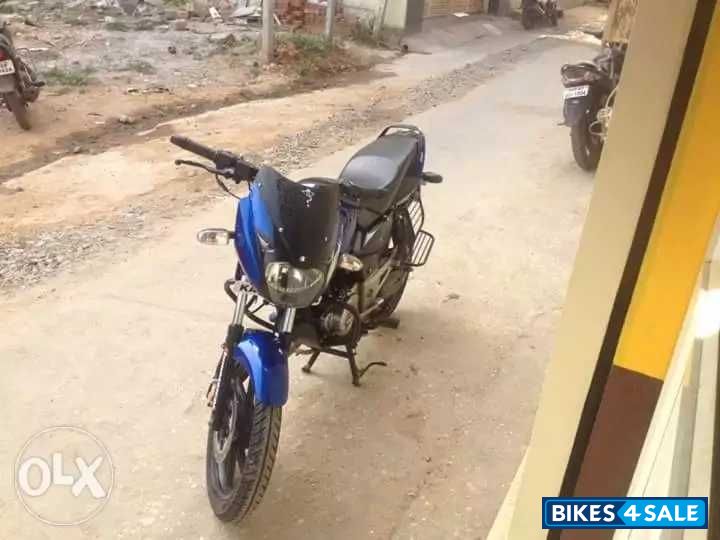Blue And Black Bajaj Pulsar 150 DTSi