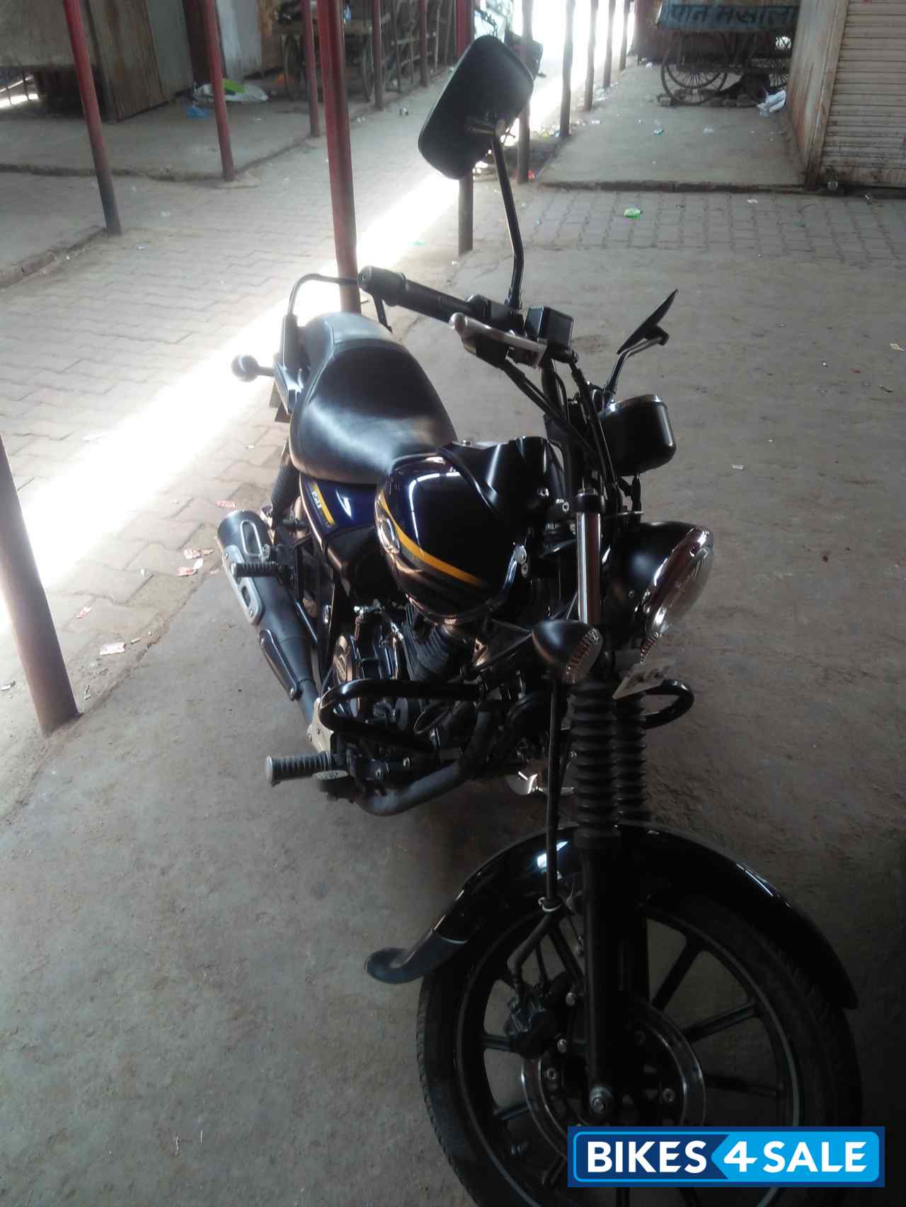 Bajaj Avenger Street 150