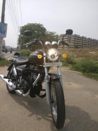 Matte Black Royal Enfield Thunderbird 350