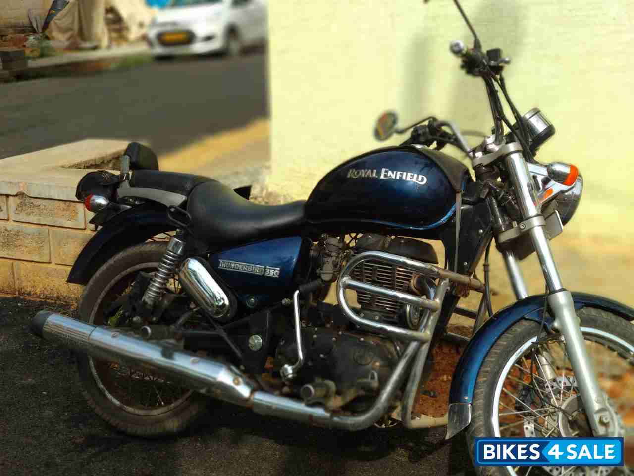 Royal Enfield Thunderbird 350 Royal Enfield Thunderbird 350