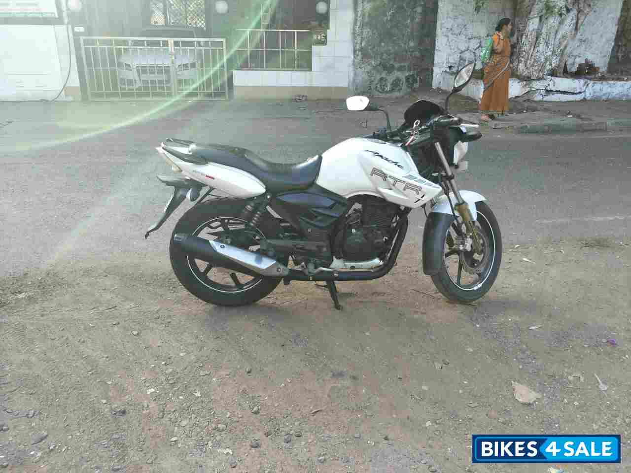 TVS Apache RTR 180