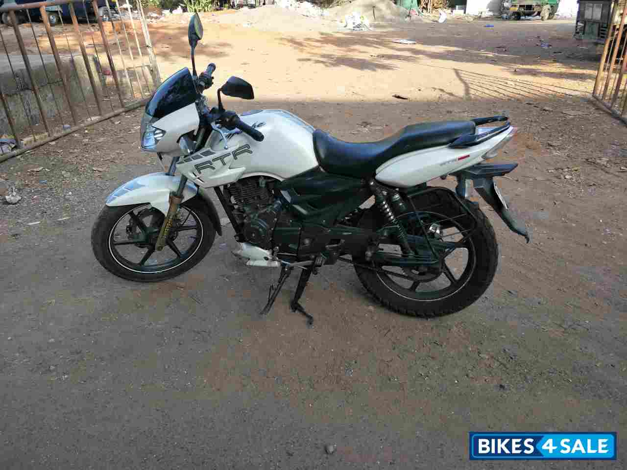 TVS Apache RTR 180