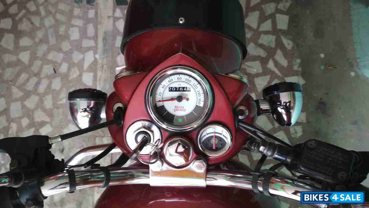 Maroon Royal Enfield Classic 350