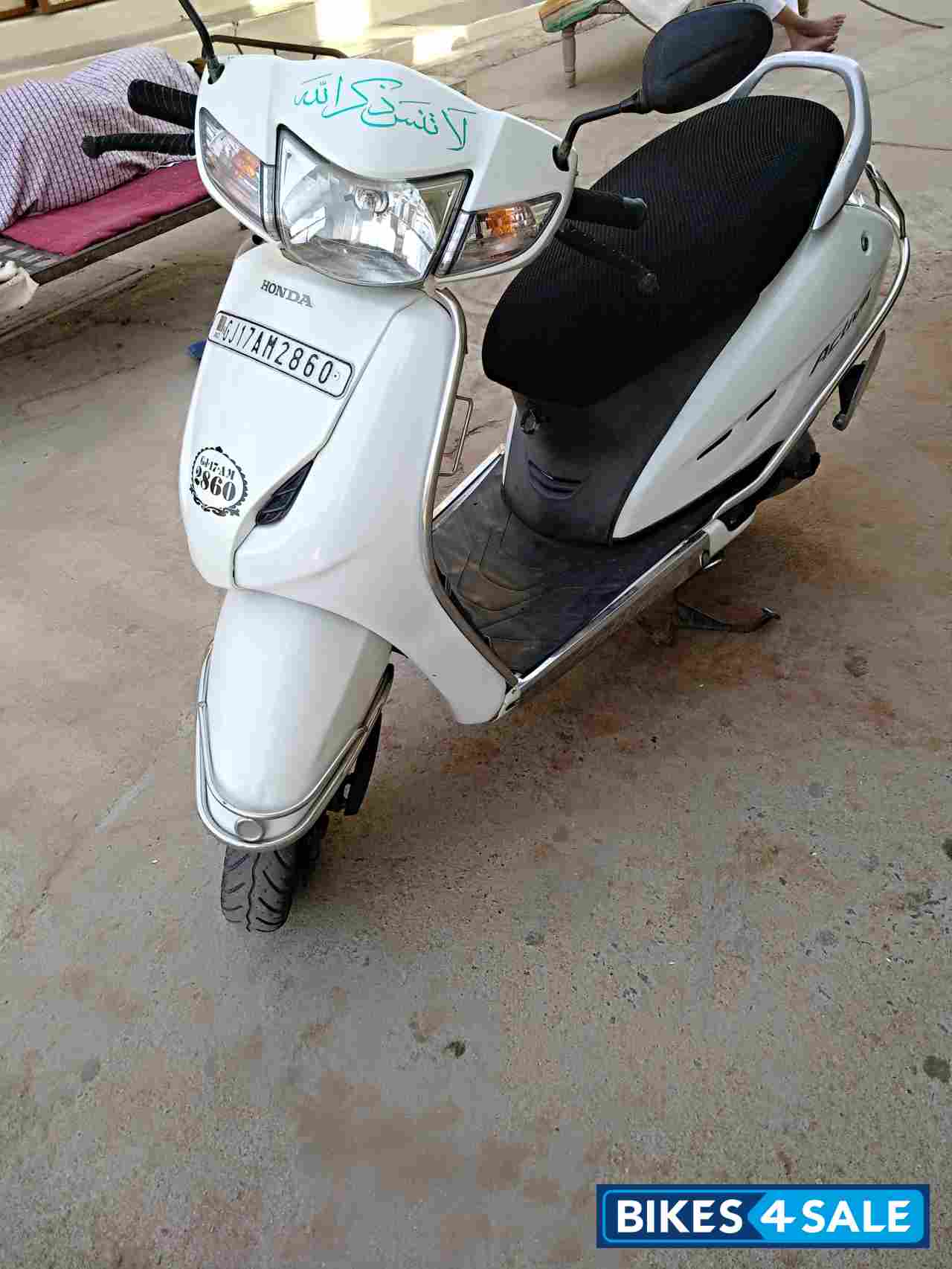 White Honda Activa
