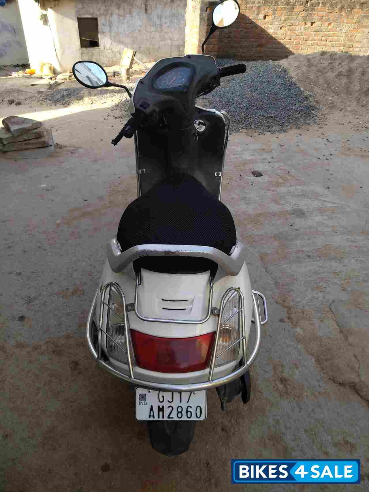 White Honda Activa