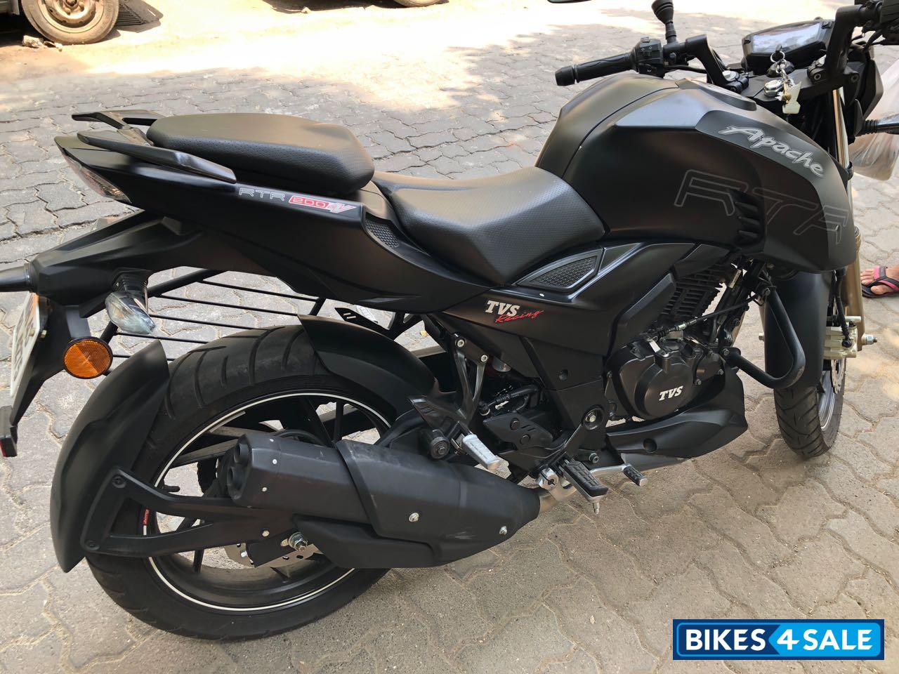 TVS Apache RTR 200 4V