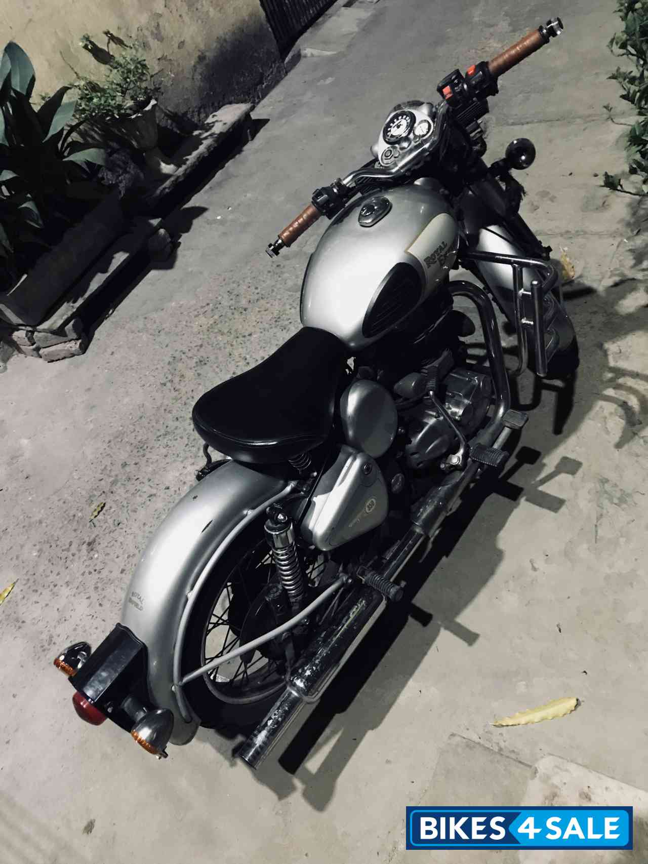 Royal Enfield Classic 350