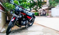 Black Royal Enfield Thunderbird 350