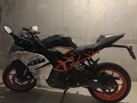 Black And Orange KTM RC 390